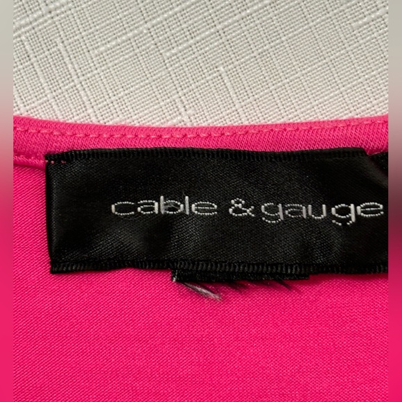 Cable and Gaige magenta Tank Top size S - Picture 3 of 5